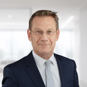 Dr. Benedikt Suter